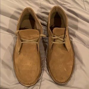 American Eagle suede size 12. Never worn
